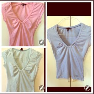 Set of 3 Bebe Sport fitted ruched V neck T shirts